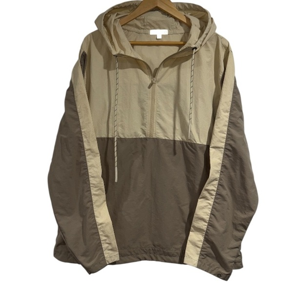Other - Tasc pullover jacket large Men's Two-Tone Hooded neutral zip up hoodie like new